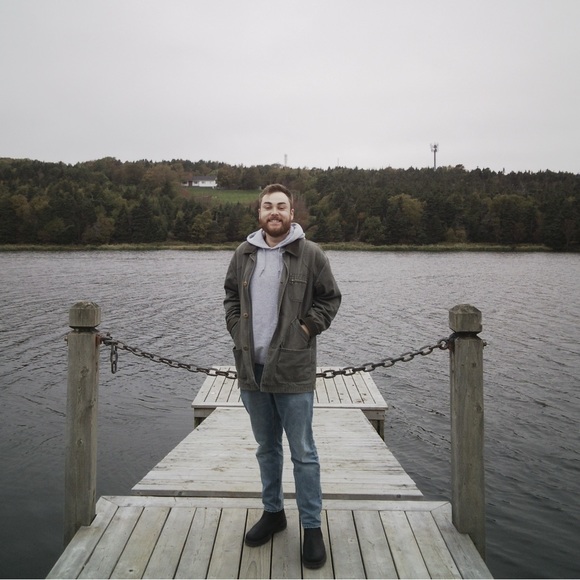 Meet your Posher, Aaron - Picture 1 of 1